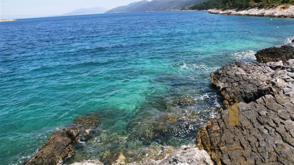 BUILDING LAND PLOT, FIRST ROW TO THE SEA, IN PRIGRADICA ON KORČULA ISLAND