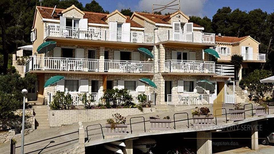 House, 1090 m2, For Sale, Korčula