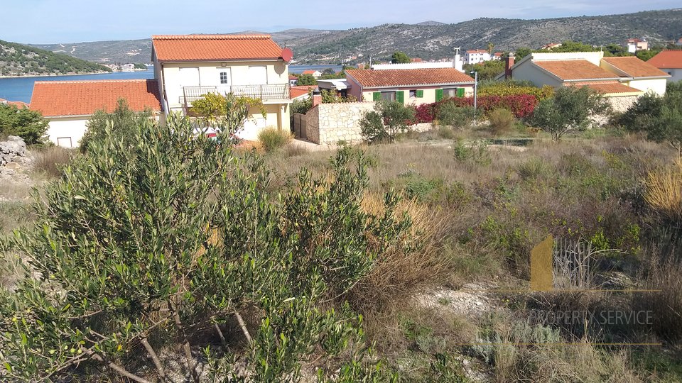 BUILDING LAND PLOT, JUST 70 METERS FROM THE SEA