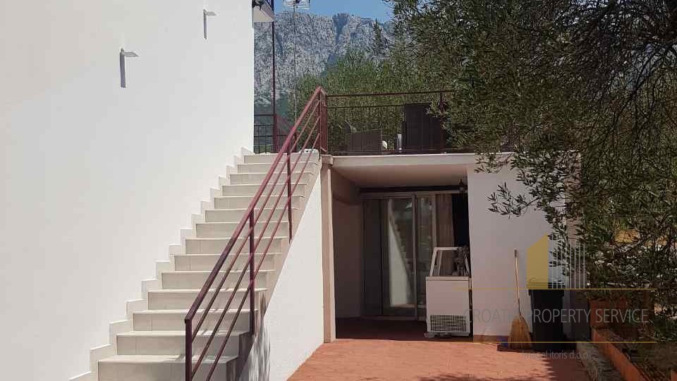 House, 390 m2, For Sale, Makarska