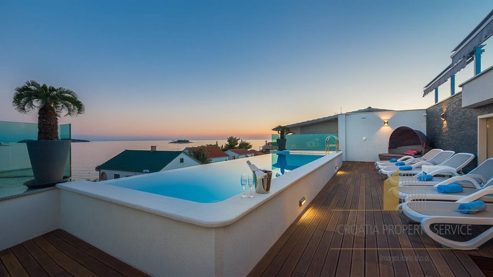 LUXURY VILLA WITH AN AMAZING SWIMMING POOL AND AN OPEN SEA VIEW