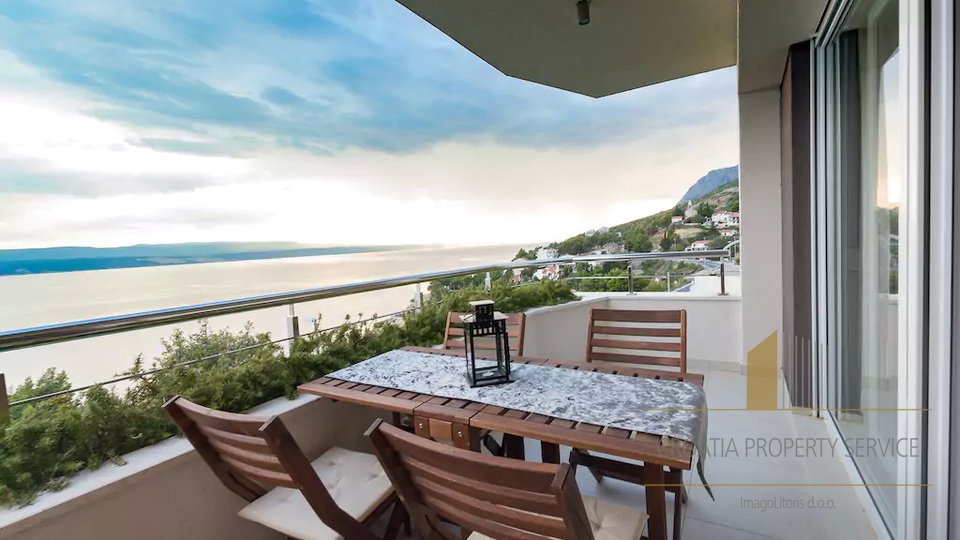 Omiš studio apartment with great seaview A5