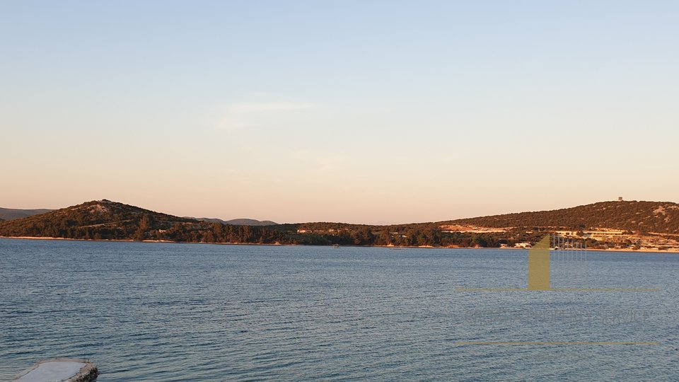 Stanovanje, 107 m2, Prodaja, Murter