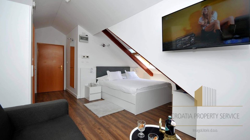 Hotel, 597 m2, Prodaja, Trogir