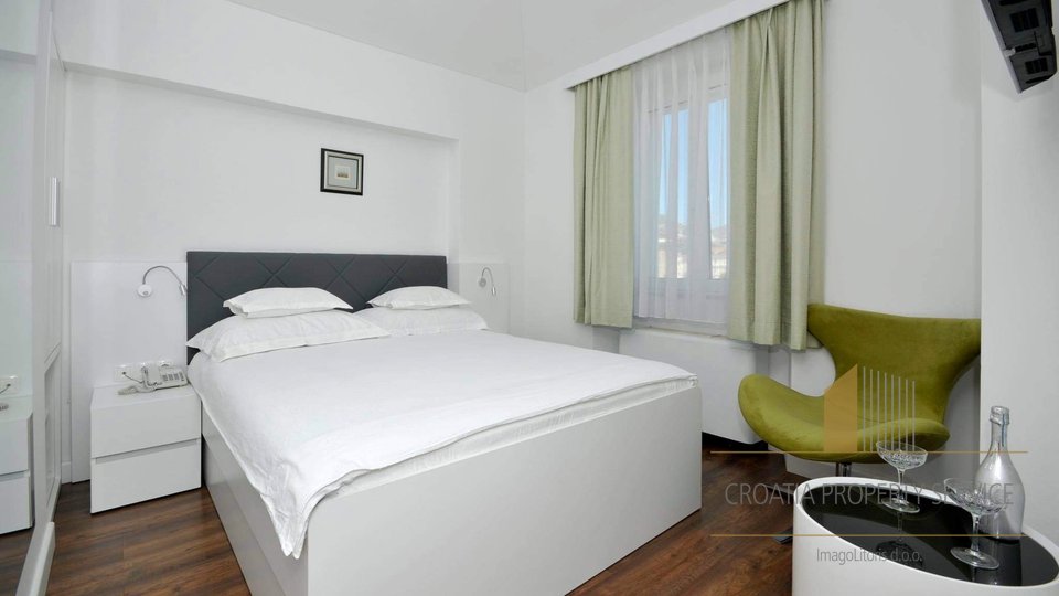 Hotel, 597 m2, Prodaja, Trogir