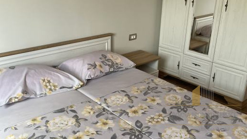 Hiša, 200 m2, Prodaja, Jelsa