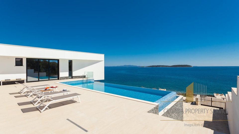 Luxury villa in a unique location first row to the sea! Fantastic view! The island of Korcula!