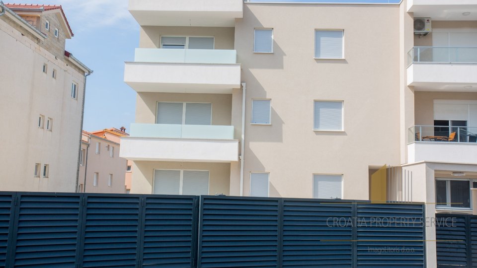 Newly built urban residential building with three apartments near Split!