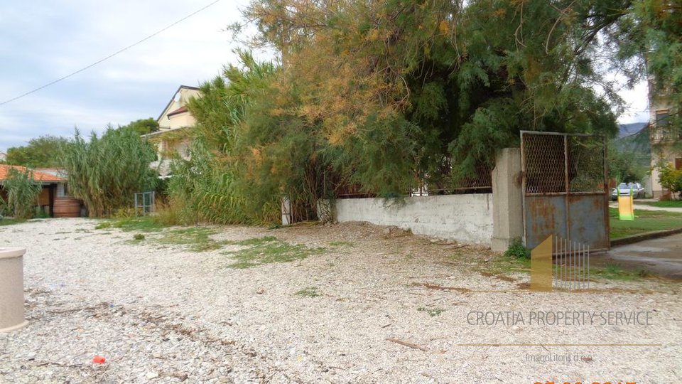 House, first row to the sea on a plot of 2300 m2 !!