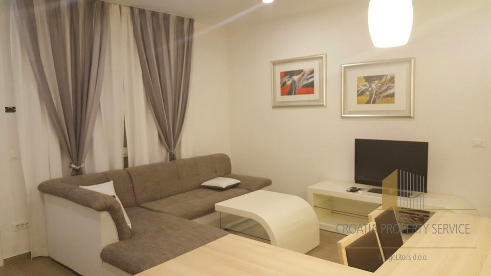 Moderno, novo opremljeno stanovanje 50m2 - Pazdigrad, Split!