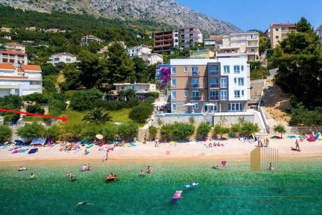 Fantastic seafront land for sale on Omis riviera near beachline - meant for apart-hotel construction!