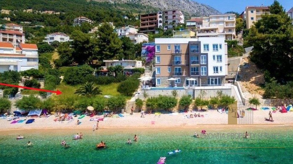 Fantastic seafront land for sale on Omis riviera near beachline - meant for apart-hotel construction!