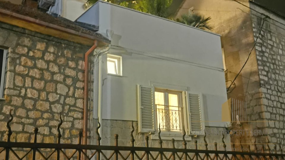 Casa, 150 m2, Vendita, Kaštel Lukšić