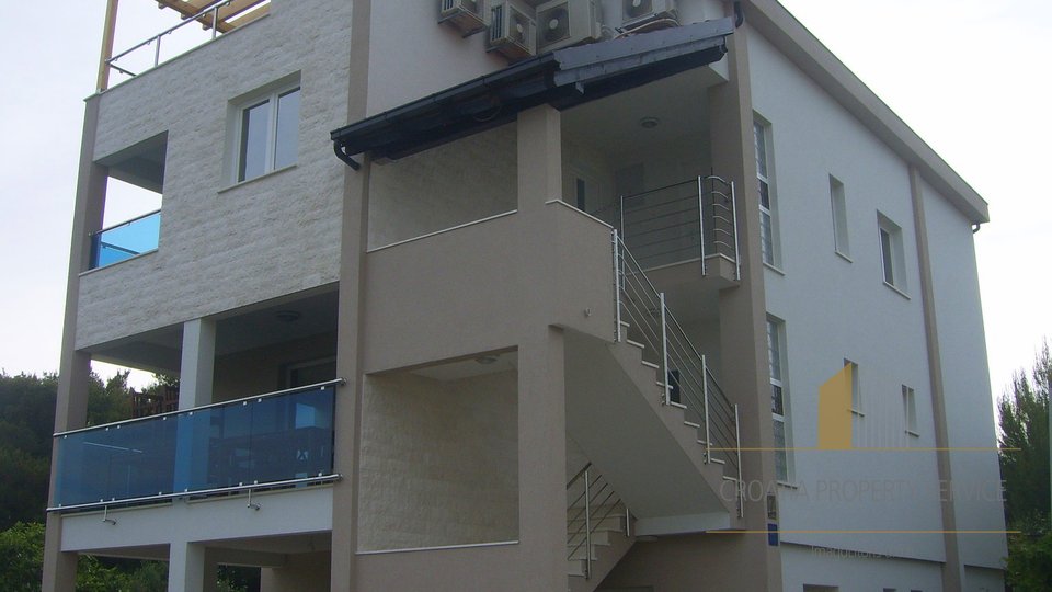 Casa, 400 m2, Vendita, Rogoznica