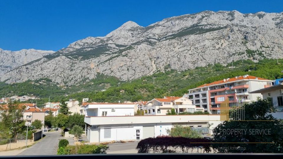 Three bedroom furnished apartment with sea view in a new building - Makarska!