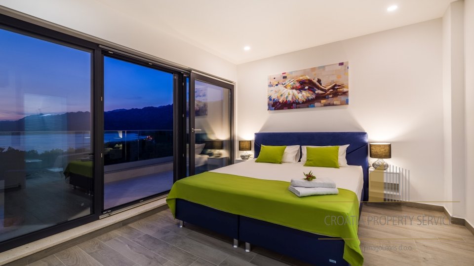 Luxury new villa with sea views near Zadar!