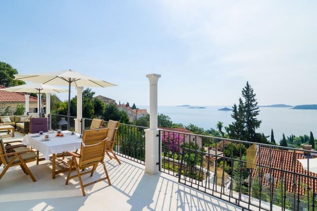 Fascinantna vila s pogledom na morje v bližini Dubrovnika!