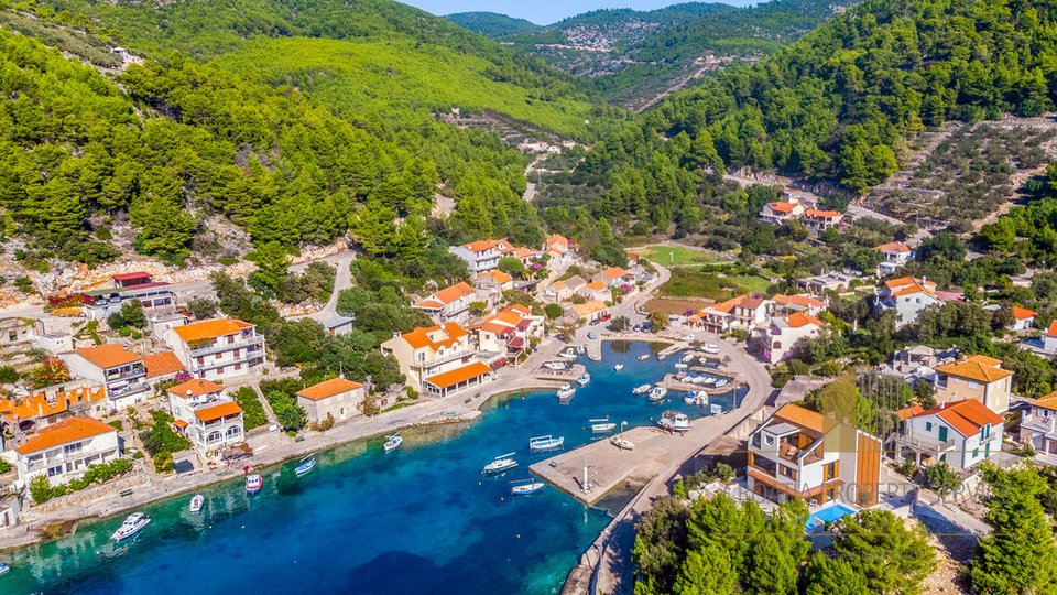 Luxury villa in a unique location first row to the sea - the island of Korcula!