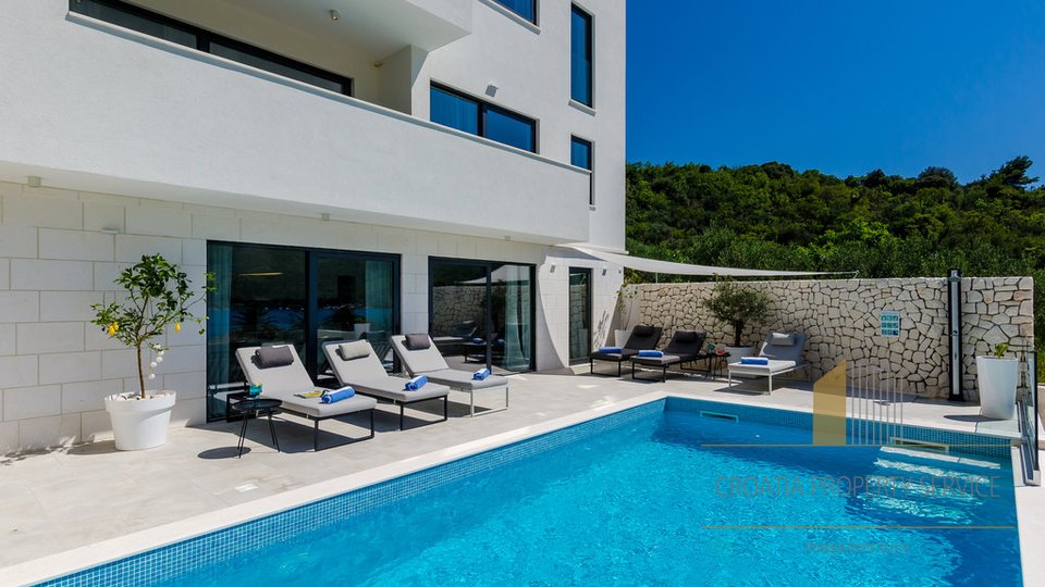 Moderna vila s čudovitim pogledom na morje v bližini Dubrovnika!