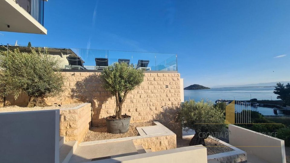 Luxury villa first row to the sea - Kali, island of Ugljan!