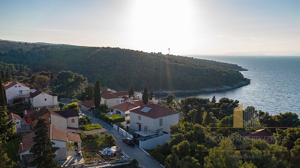 Elegant stone villa with sea view in Postire on the island of Brač!