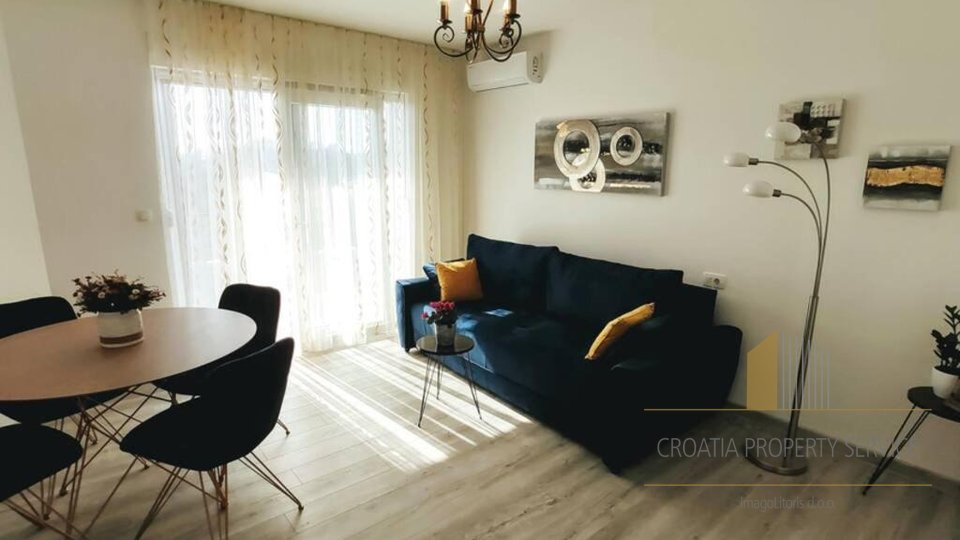 Modern apartment villa with sea view in Krvavica!