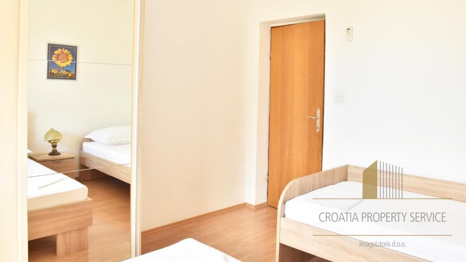 Apartmenthaus in toller Lage 250 m vom Meer entfernt in der Nähe von Makarska!