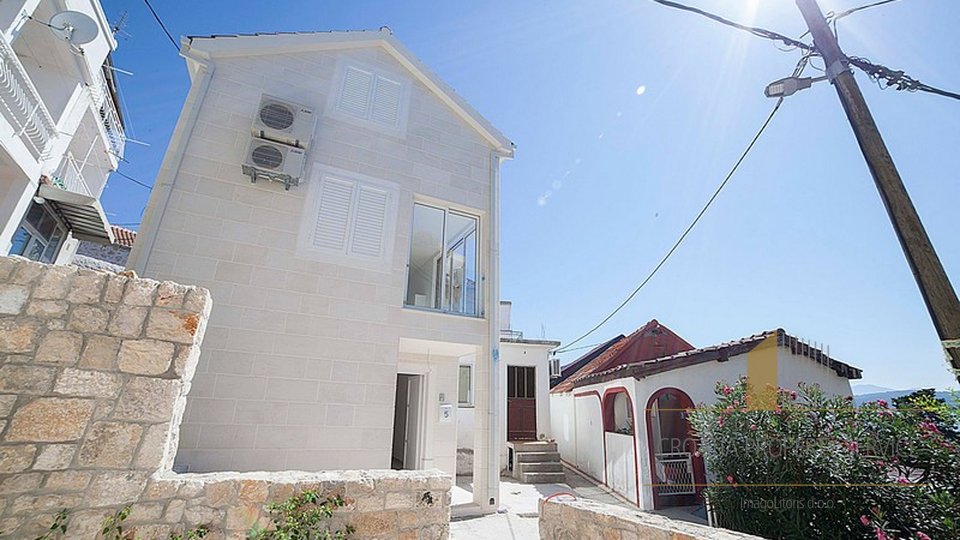 Newly built house 100 m from the sea in Mala duba!