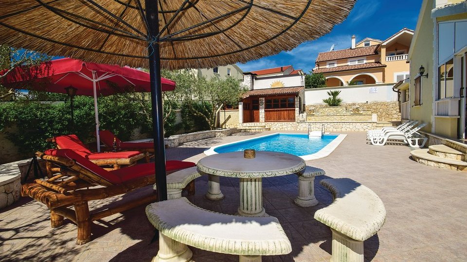 An attractive villa with a pool and a beautiful garden in Vodice!