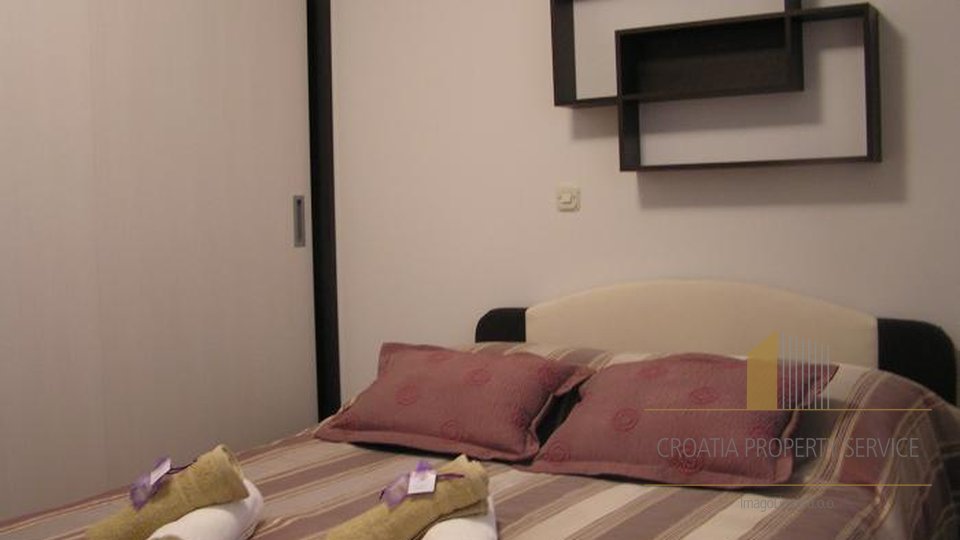 Просторная двухэтажная квартира с видом на море и Старый город - Дубровник!