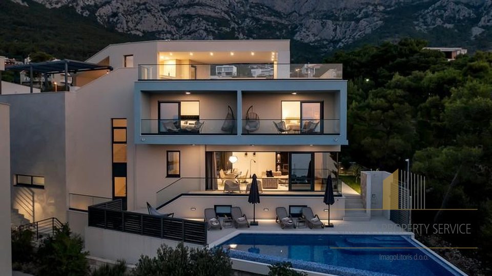Inspiring modern villa with open sea view in Makarska!