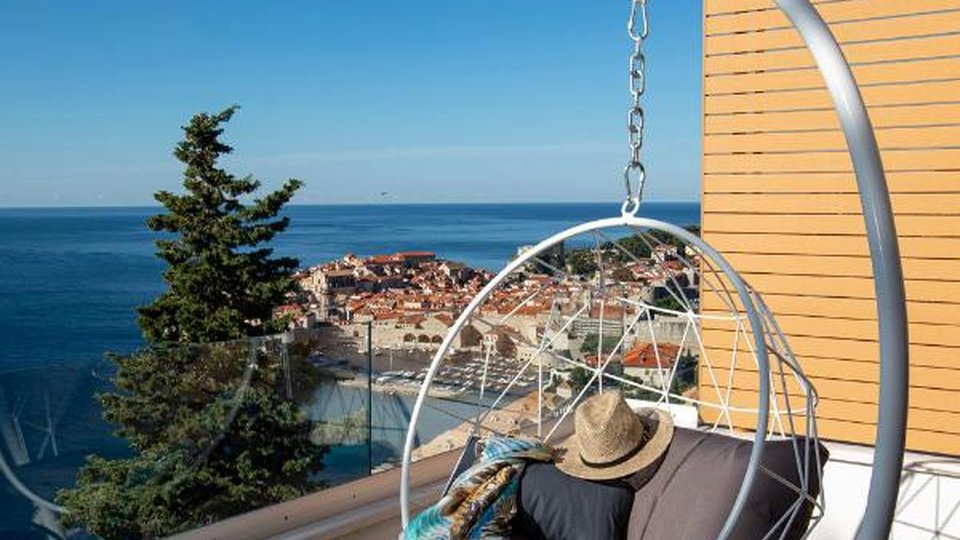 Luksuzna vila s spektakularnim pogledom na staro mestno jedro - Dubrovnik!