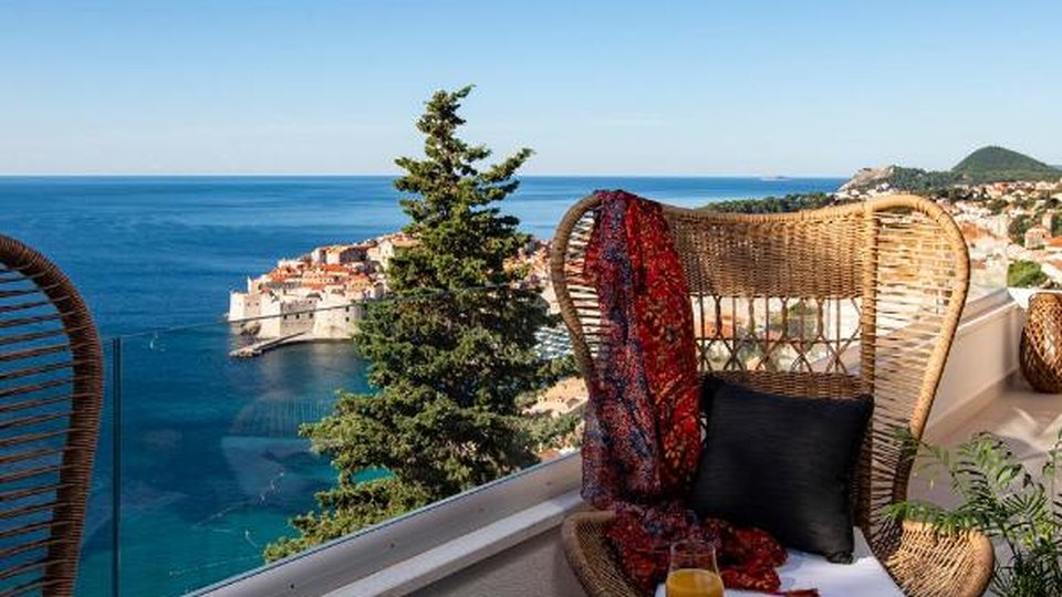 Luxury villa with a spectacular view of the Old Town - Dubrovnik!