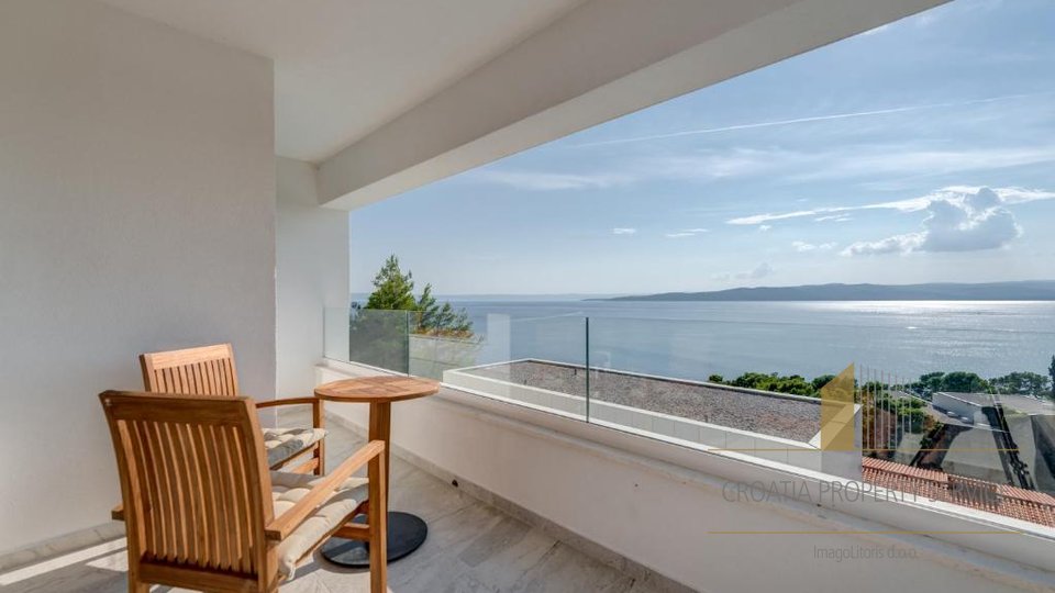 Newly built villa in Baška Voda with open sea view!