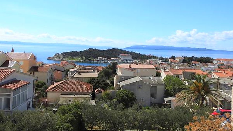 Apartment house with sea view in the center of Makarska!