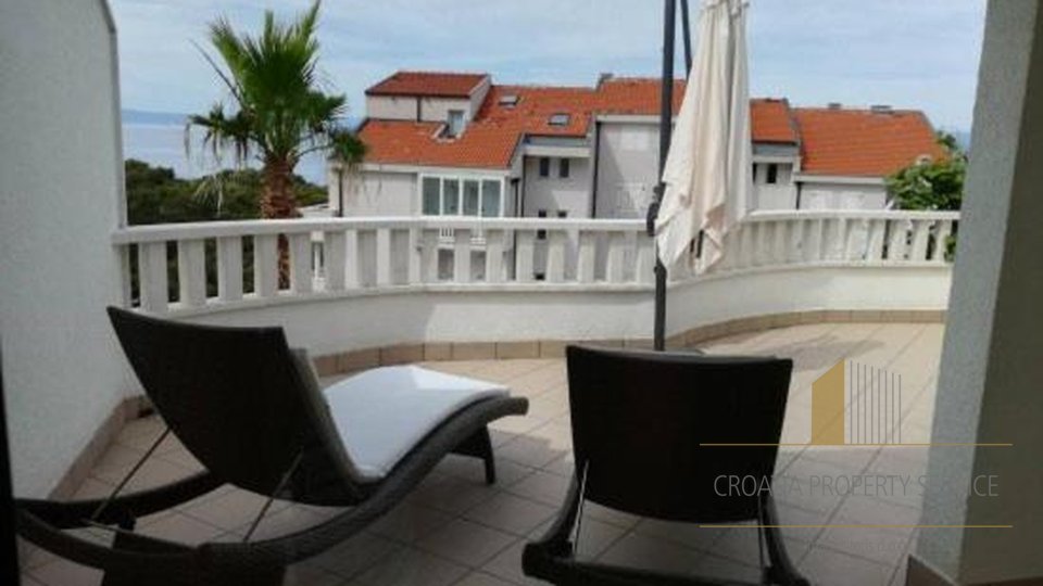 Beautiful aparthotel 300 m from the beach in Baška Voda!