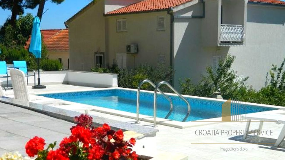 House, 400 m2, For Sale, Omiš