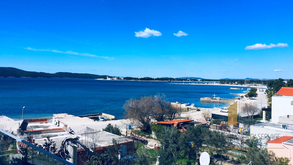 Luxury penthouse with a view second row from the sea in the vicinity of Šibenik!