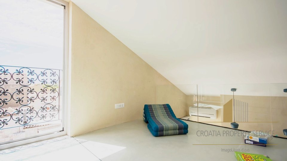 Casa, 120 m2, Vendita, Trogir