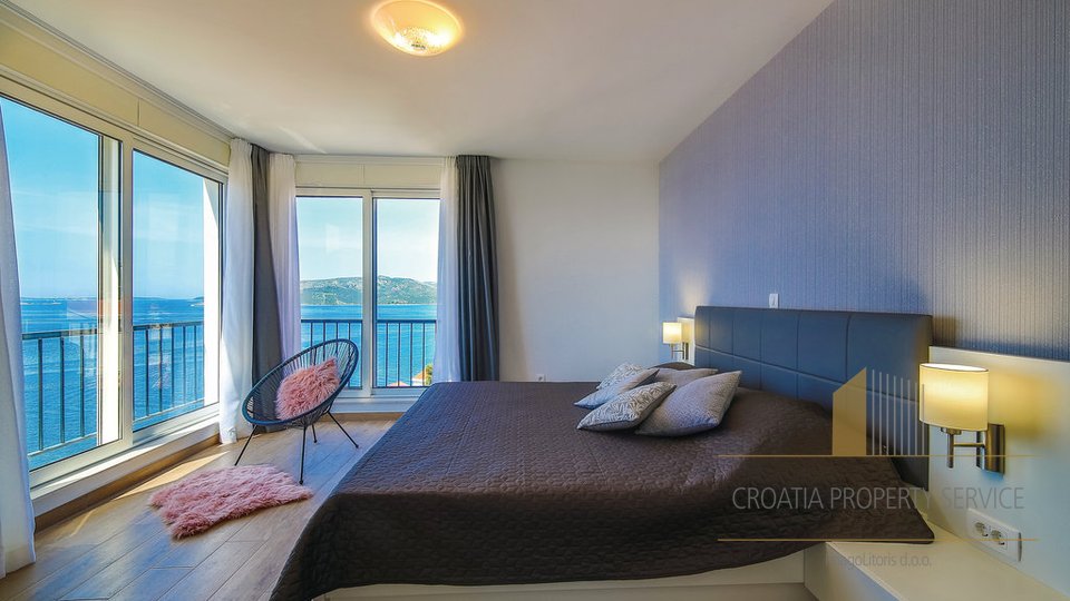 Luxusvilla mit Panoramablick auf das Meer auf der Insel Čiovo!