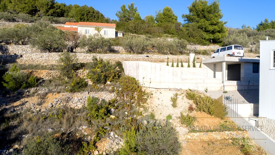 Unique land in an exclusive location by the sea on the island of Korčula!