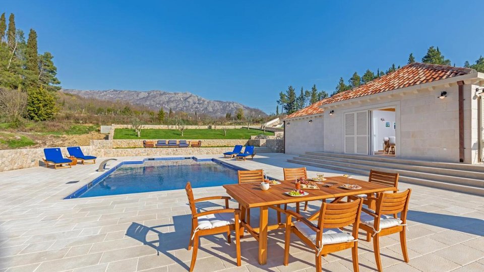 Elegantna rezidencija s bazenom, Konavle Dubrovnik!