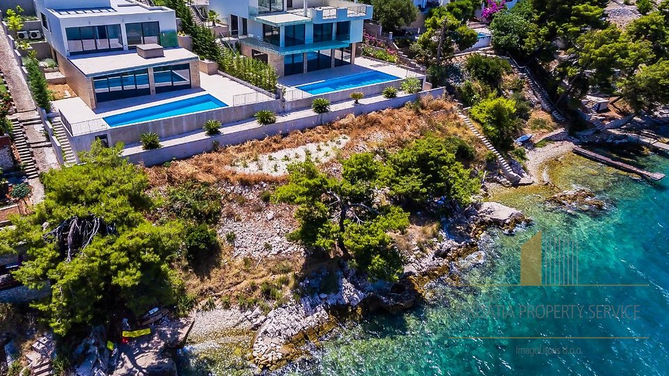 Nova luksuzna vila na vrhunski lokaciji, prvi red ob morju - otok Čiovo!