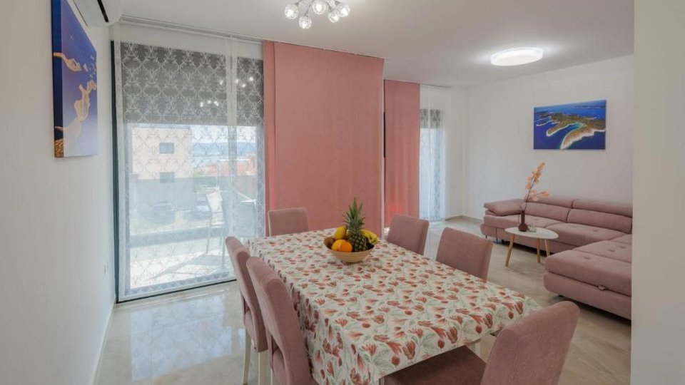 Neue moderne Apartmentvilla mit Meerblick - Sv. Filip Jakov!