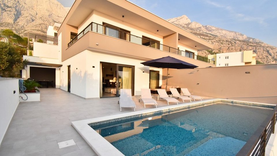 Moderne Villa mit Pool und Meerblick - Makarska!