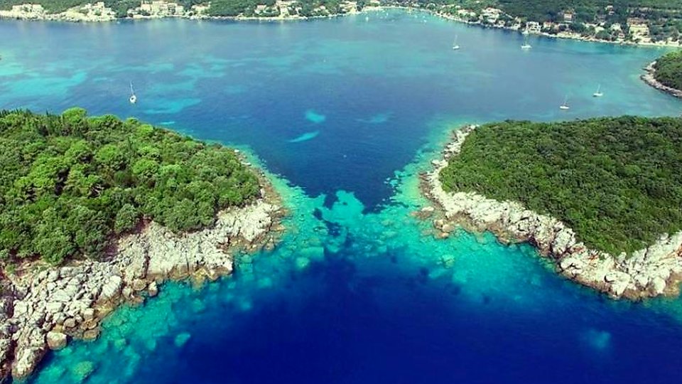 Jedinstveni otok samo 500 m od najbliže kopnene luke u okolici Dubrovnika!