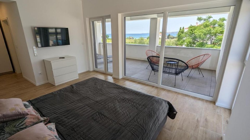 Moderna luksuzna vila s pogledom na morje v bližini Zadra!