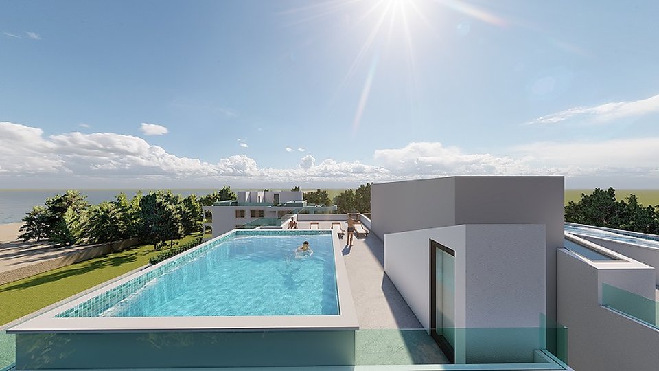 Attico di lusso con terrazza sul tetto con piscina, prima fila sul mare nelle vicinanze di Zara!
