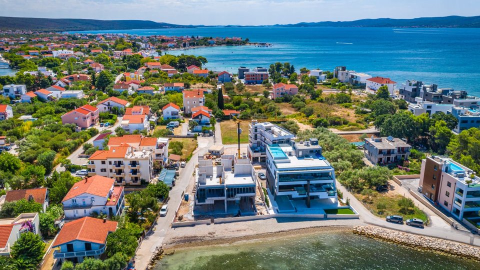 Luxury apartment in a TOP location, first row to the beach in the vicinity of Zadar!