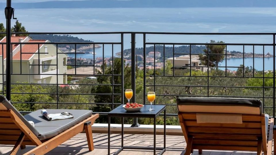 Edinstvena luksuzna vila s panoramskim pogledom na morje - Makarska!